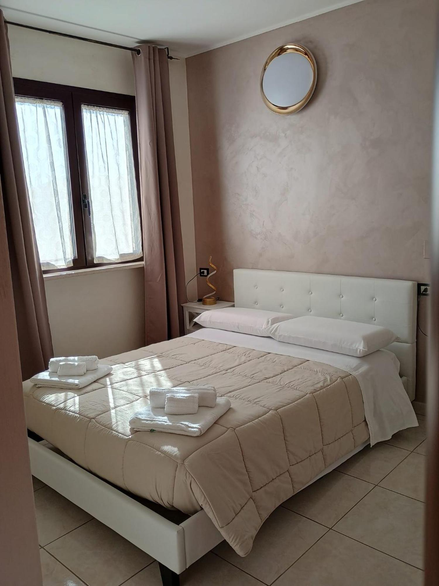 B&B La Ninfa Del Lago Лезина Экстерьер фото