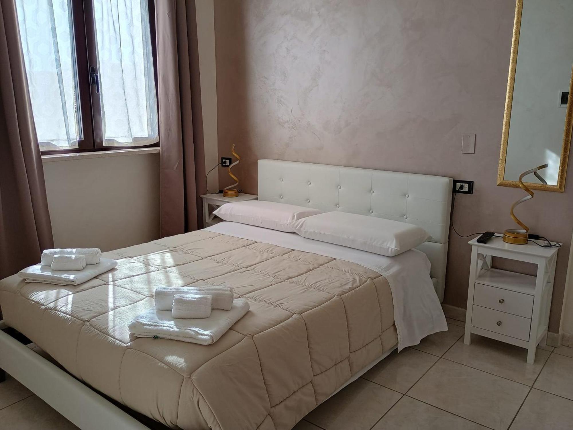B&B La Ninfa Del Lago Лезина Экстерьер фото